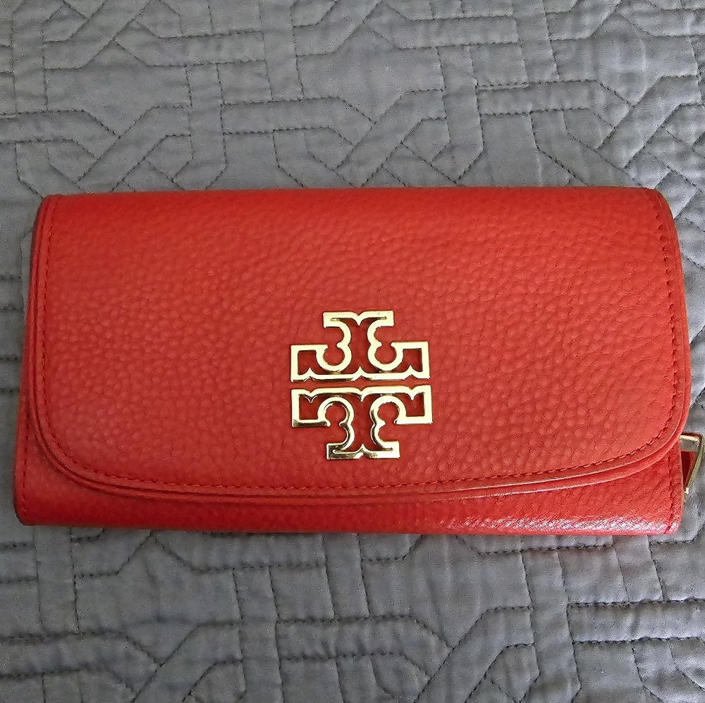 Tory Burch Britten Duo Envelope Continental Wallet Pebble Leather